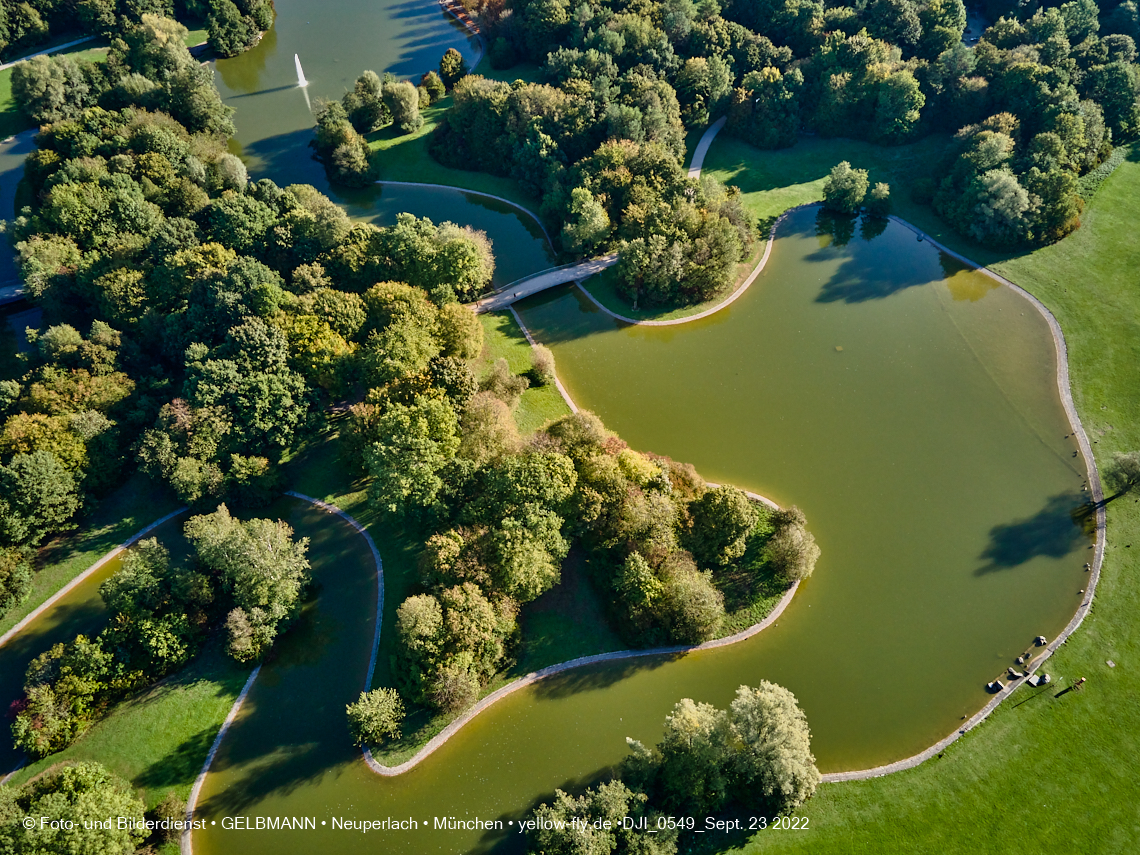 23.09.2022 - der Ostpark mir Biergarten und See in Neuperlach